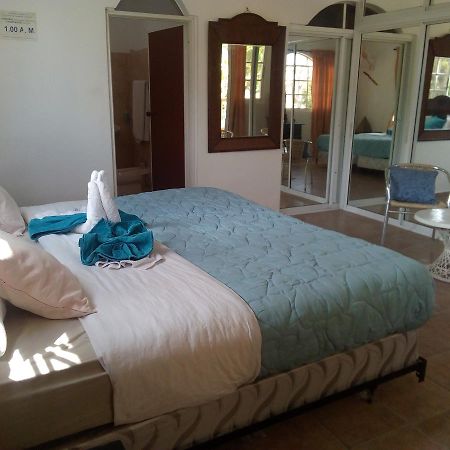 Hotel El Viejo Pirata Boca de Yuma Exteriör bild