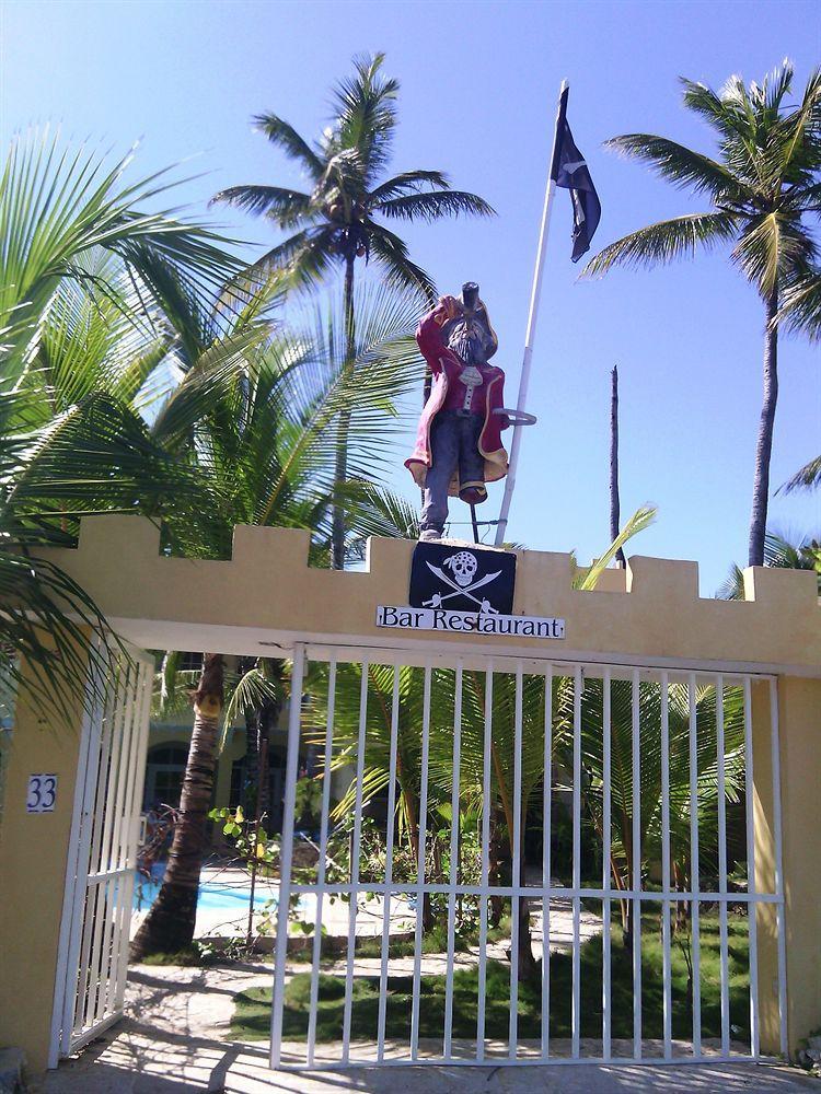 Hotel El Viejo Pirata Boca de Yuma Exteriör bild