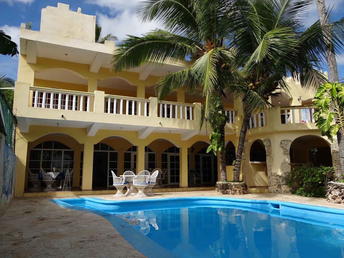 Hotel El Viejo Pirata Boca de Yuma Exteriör bild