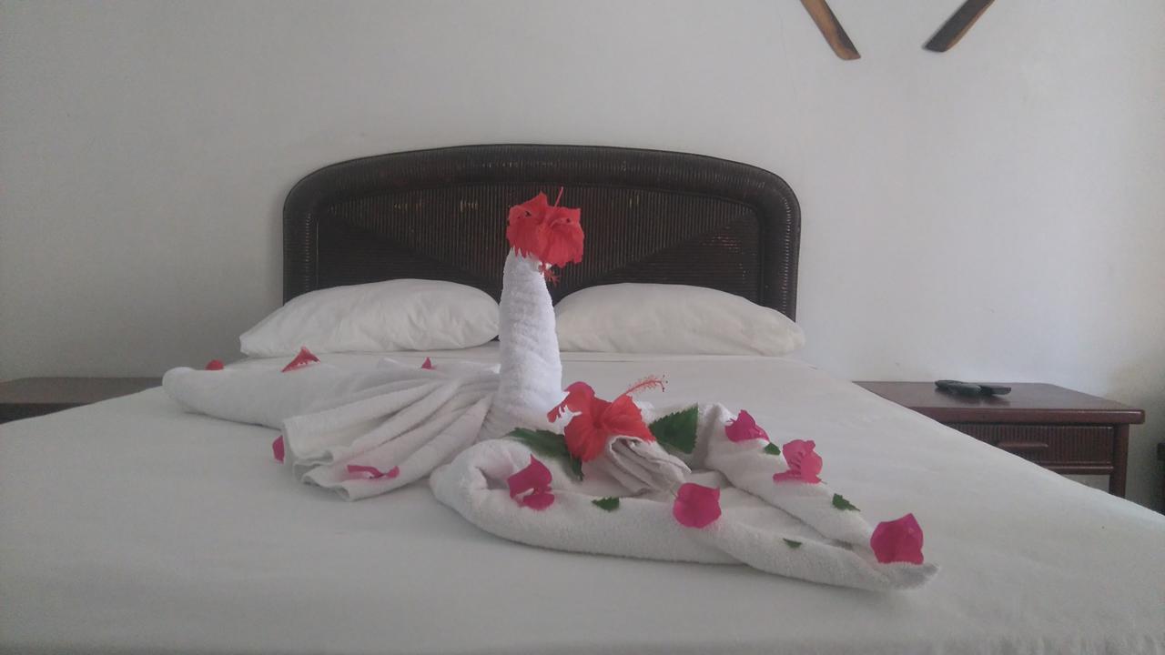 Hotel El Viejo Pirata Boca de Yuma Exteriör bild